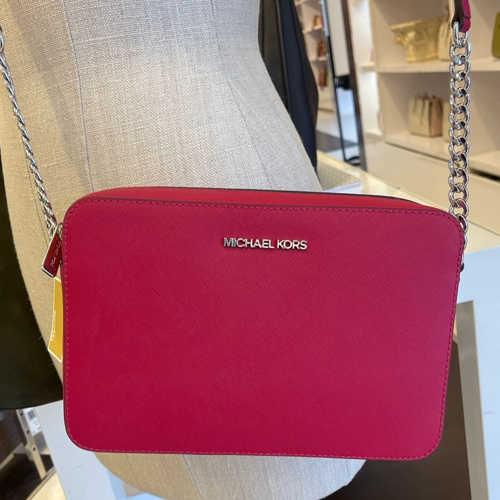 MICHAEL KORS Jet Set Lg Saffiano Leather EWCrossbody Bag East Wes
Dark Raspberry - Picture 7 of 16